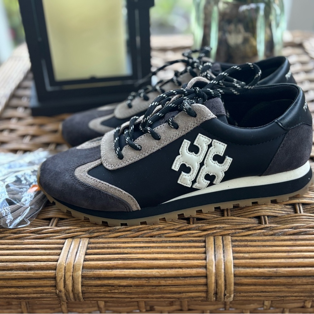Tory Burch Womens Black and Tan Fashion Sneakers 6 1/2